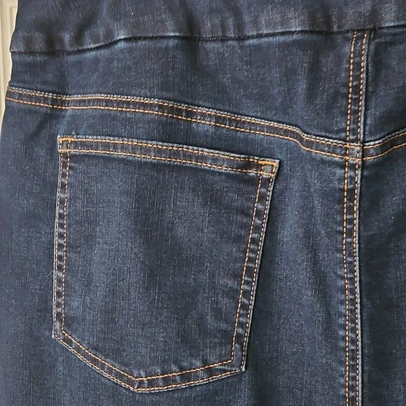 Chico's Skort, 12 - Picture 5 of 6